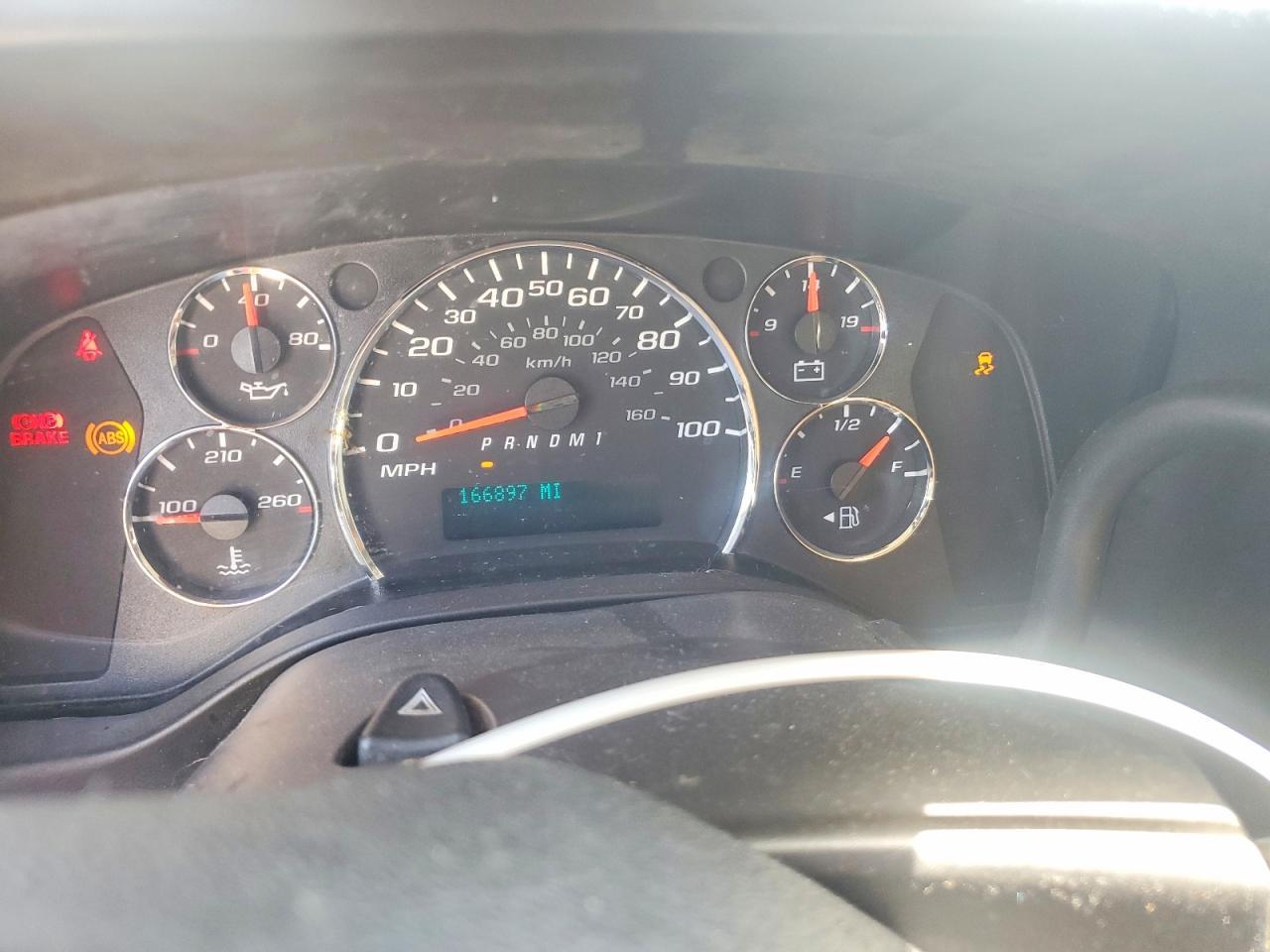 2022 GMC Savana G2500 - zdjęcie 9