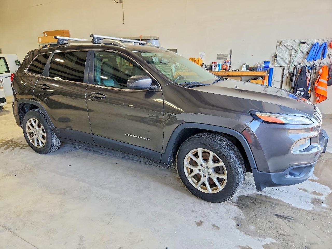 2014 Jeep Cherokee Latitude - zdjęcie 4