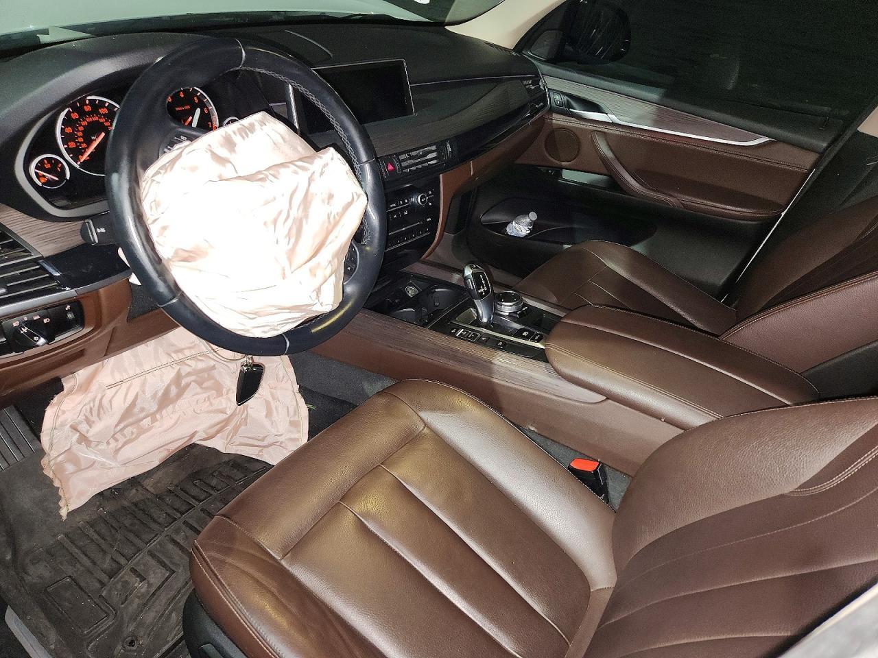 2015 BMW X5 xDrive35D - zdjęcie 8