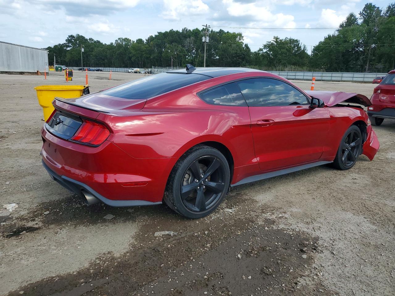 2021 Ford Mustang - zdjęcie 3