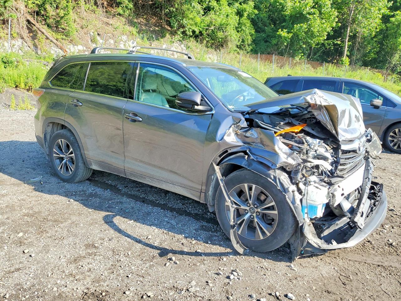 2016 Toyota Highlander Xle - zdjęcie 4