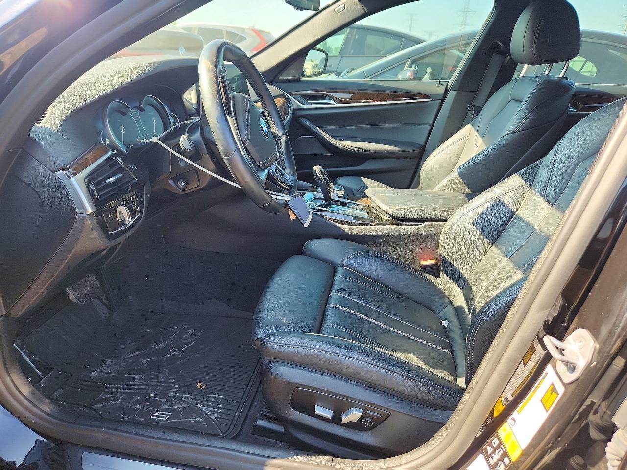 2018 BMW Seria 5 540i - zdjęcie 7
