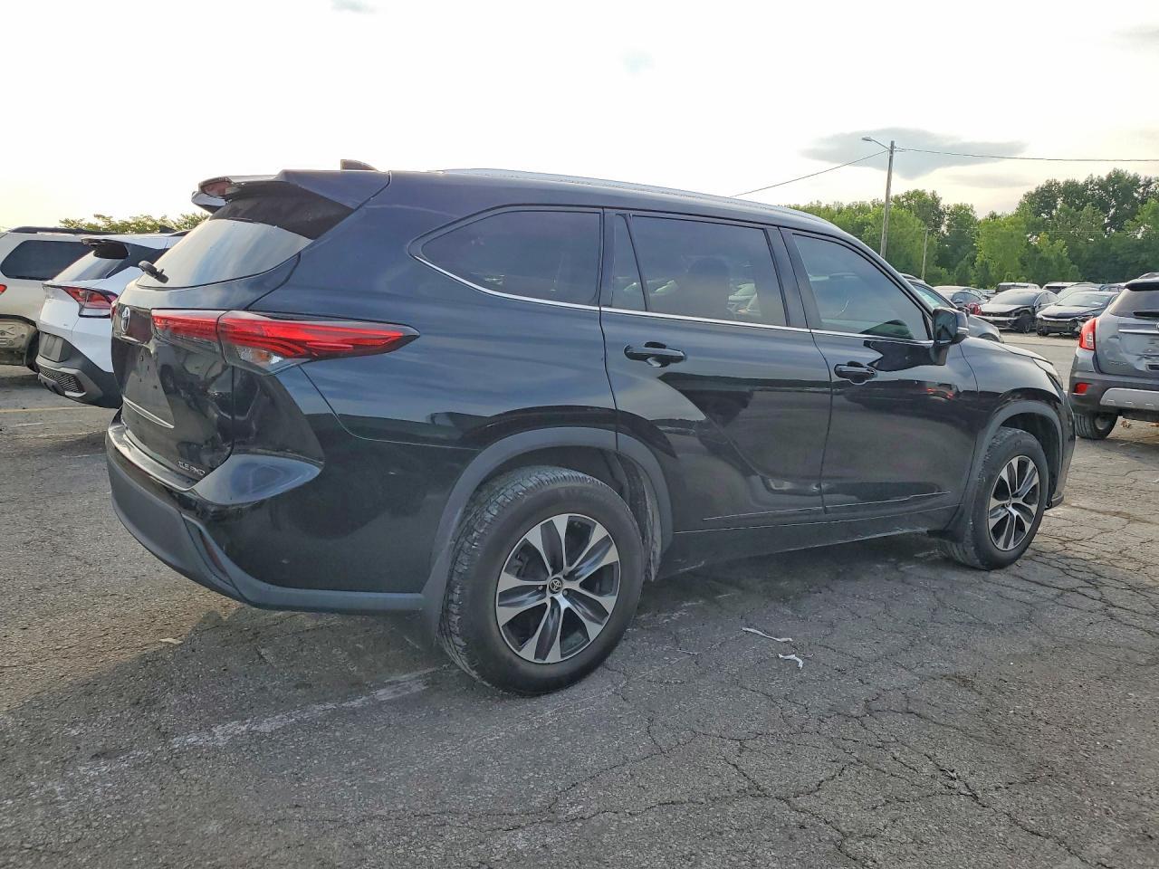 2020 Toyota Highlander Xle - zdjęcie 3