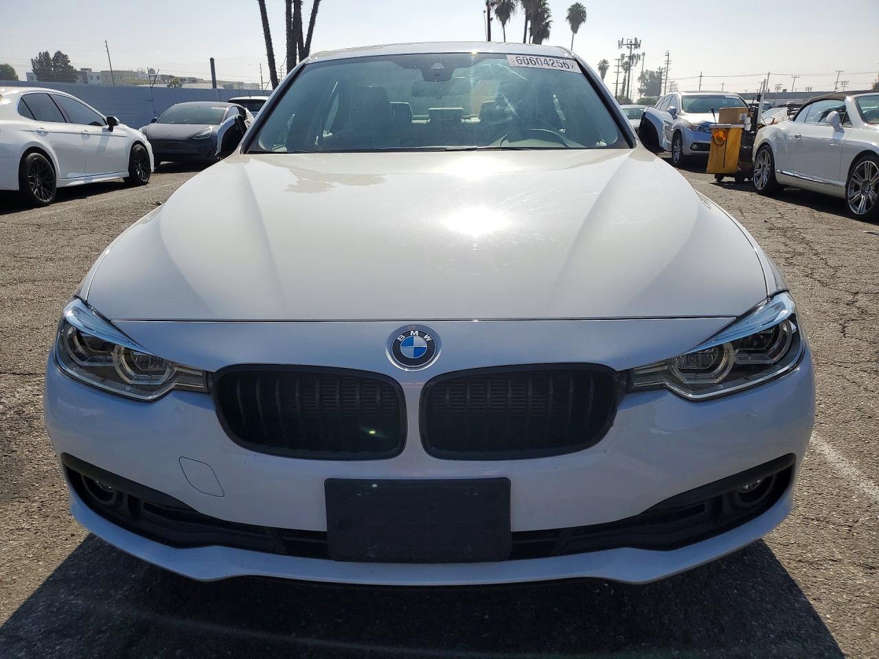2018 BMW 320 I - zdjęcie 5
