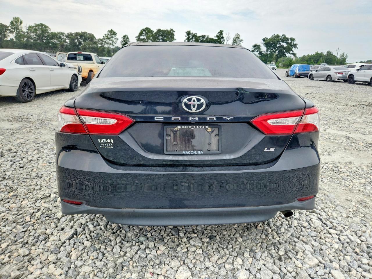 2018 Toyota Camry Le - zdjęcie 6