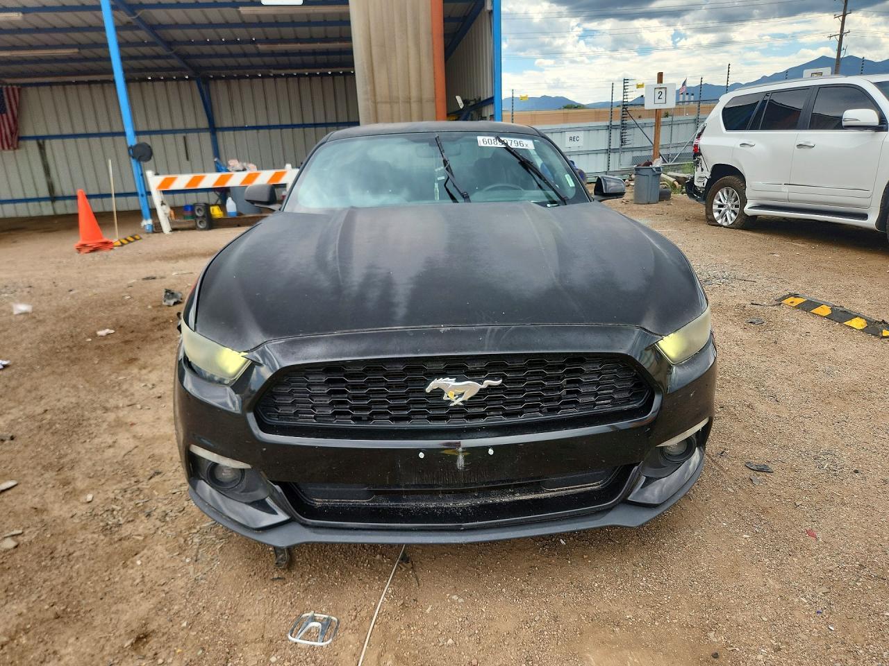 2016 Ford Mustang - zdjęcie 5