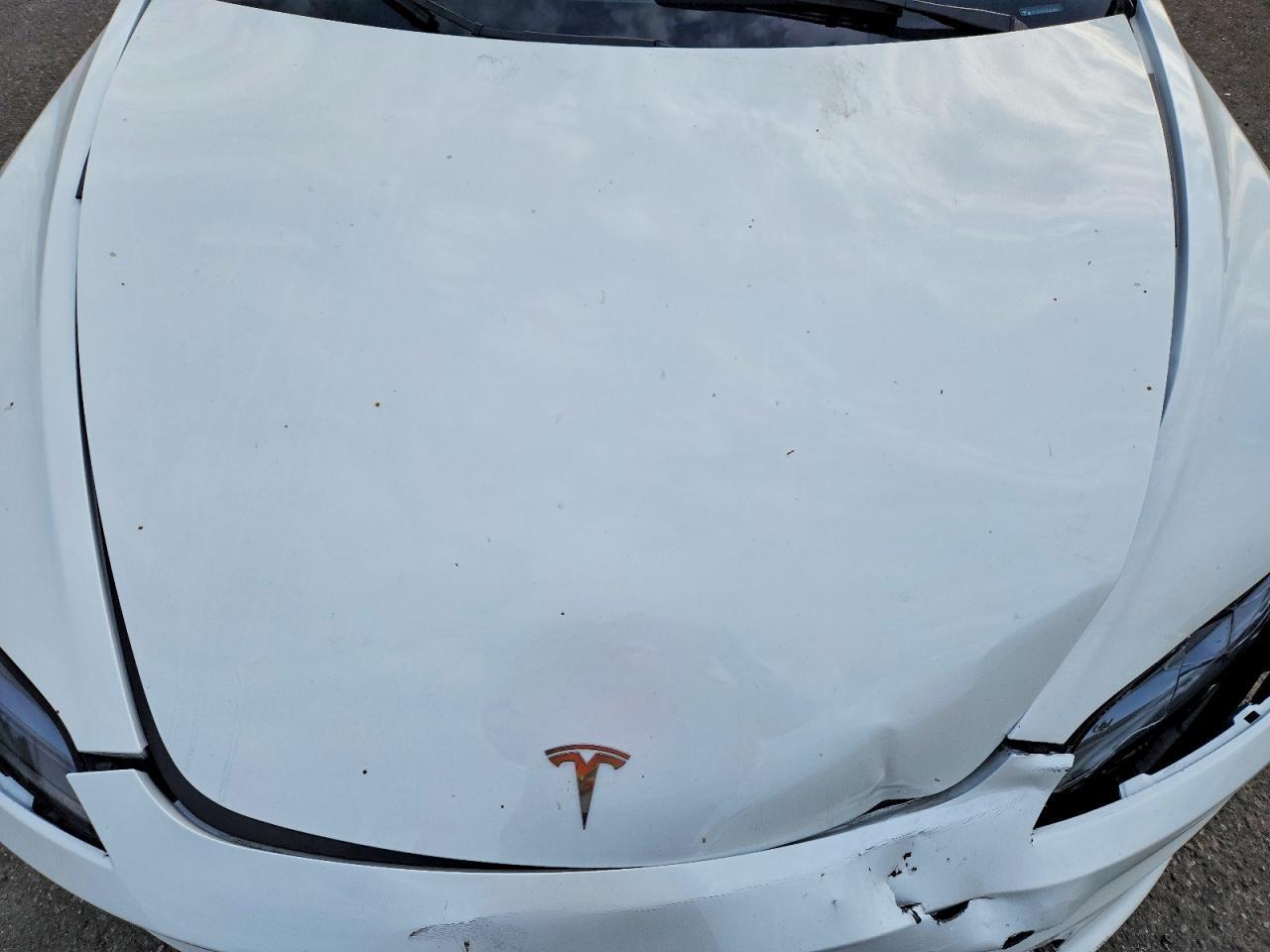 2025 Tesla Model 3 - zdjęcie 11