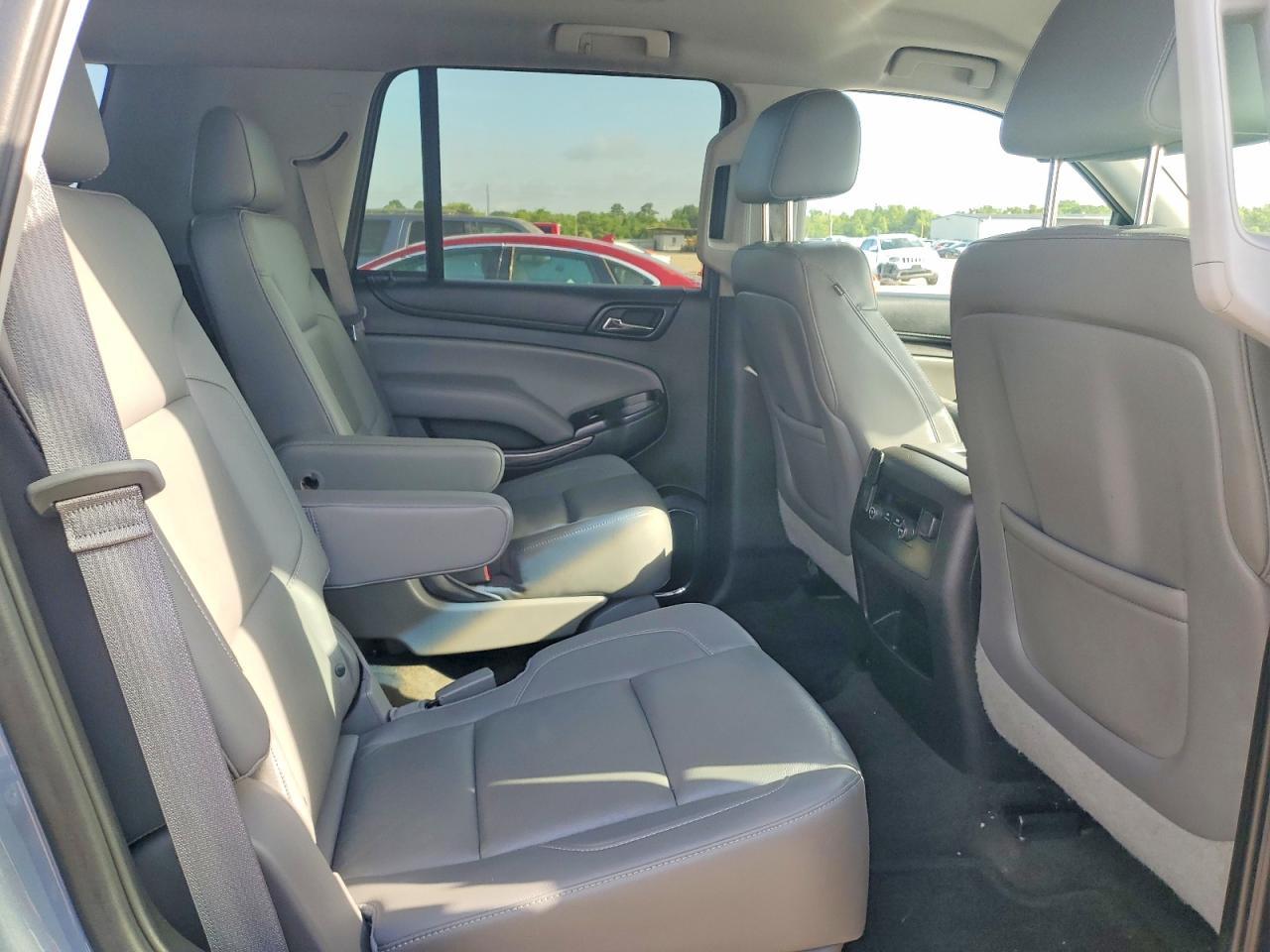 2015 Chevrolet Tahoe C1500 Lt - zdjęcie 11
