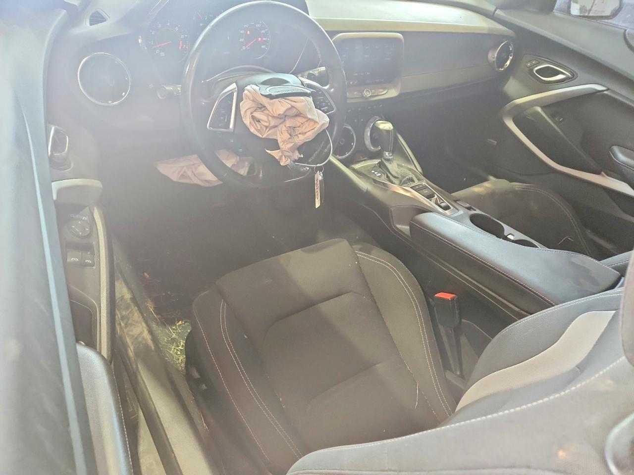 2021 Chevrolet Camaro Lz - zdjęcie 8