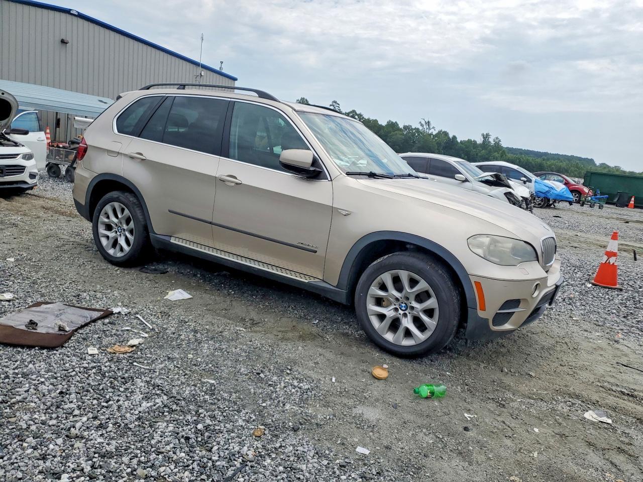 2013 BMW X5 xDrive35I - zdjęcie 4