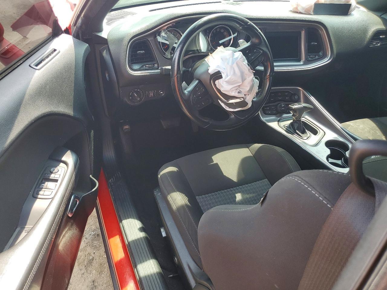 2022 Dodge Challenger Gt - zdjęcie 8