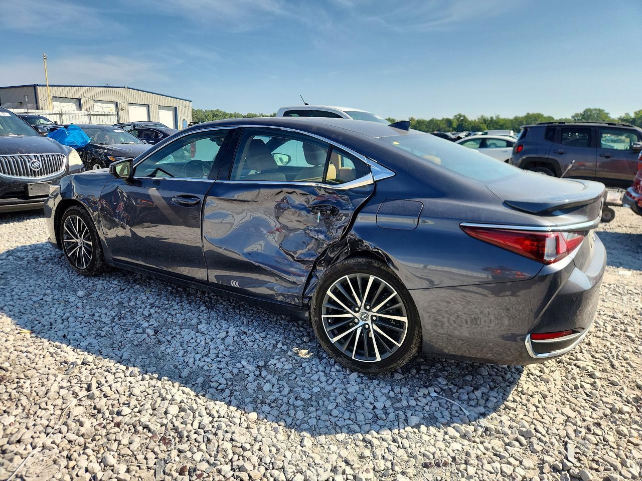 2024 Lexus Es 300H Base - zdjęcie 2