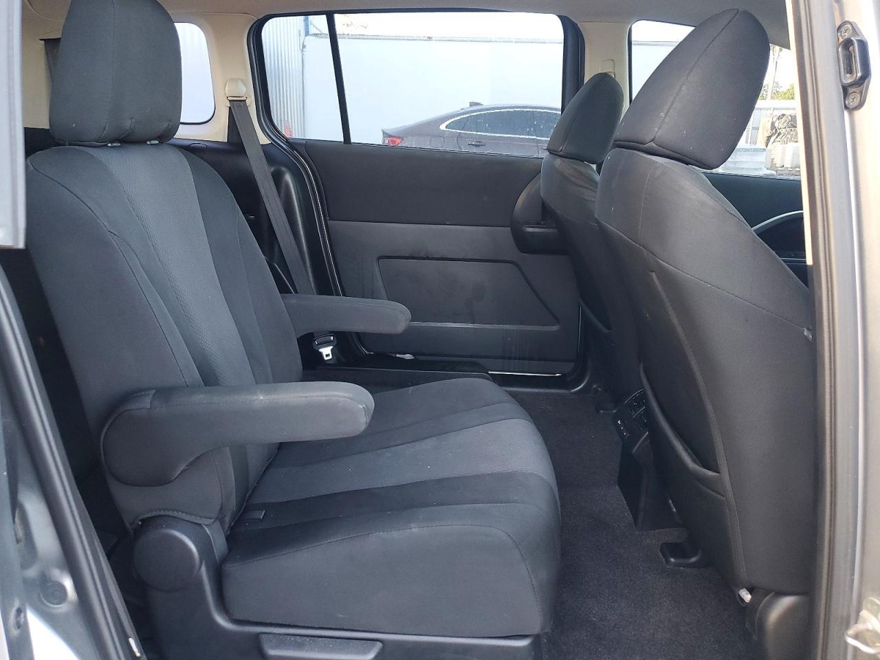 2014 Mazda 5 Sport - zdjęcie 11