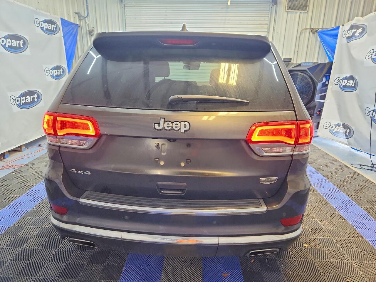 2015 Jeep Grand Cherokee Summit - zdjęcie 6