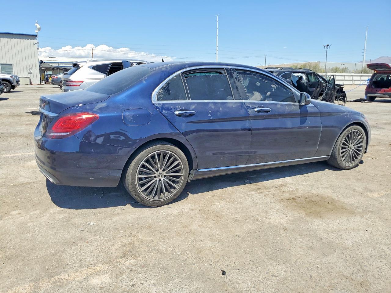 2020 Mercedes-Benz C 300 - zdjęcie 3