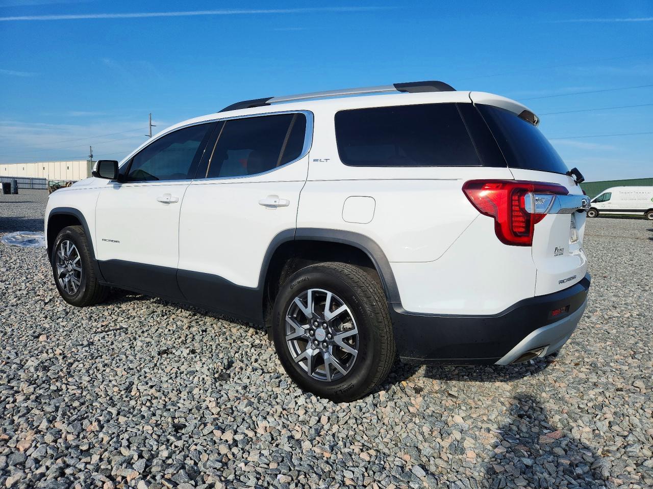 2023 GMC Acadia Slt - zdjęcie 2