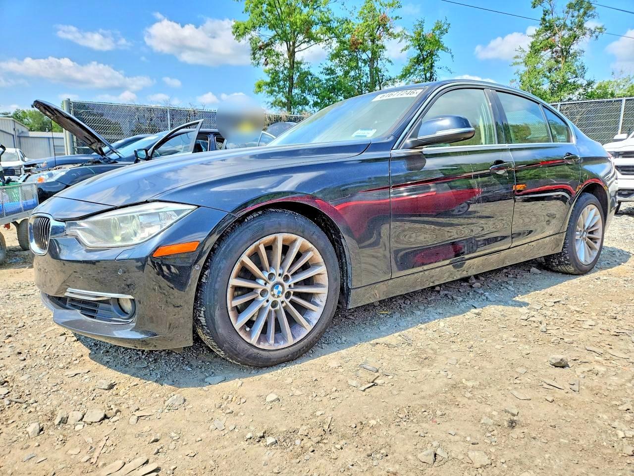 2014 BMW Seria 3 328i - zdjęcie główne