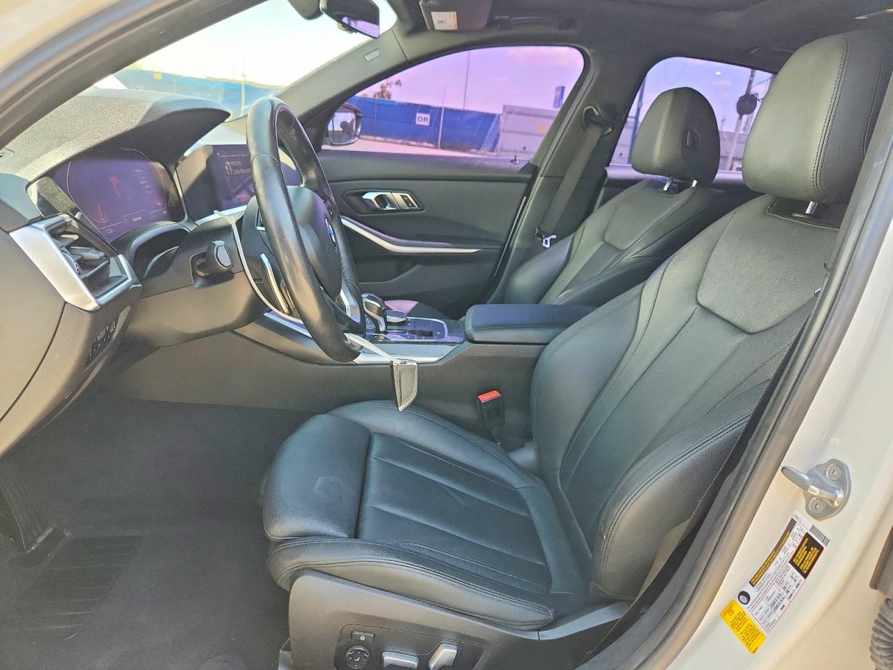 2019 BMW 330I - zdjęcie 7