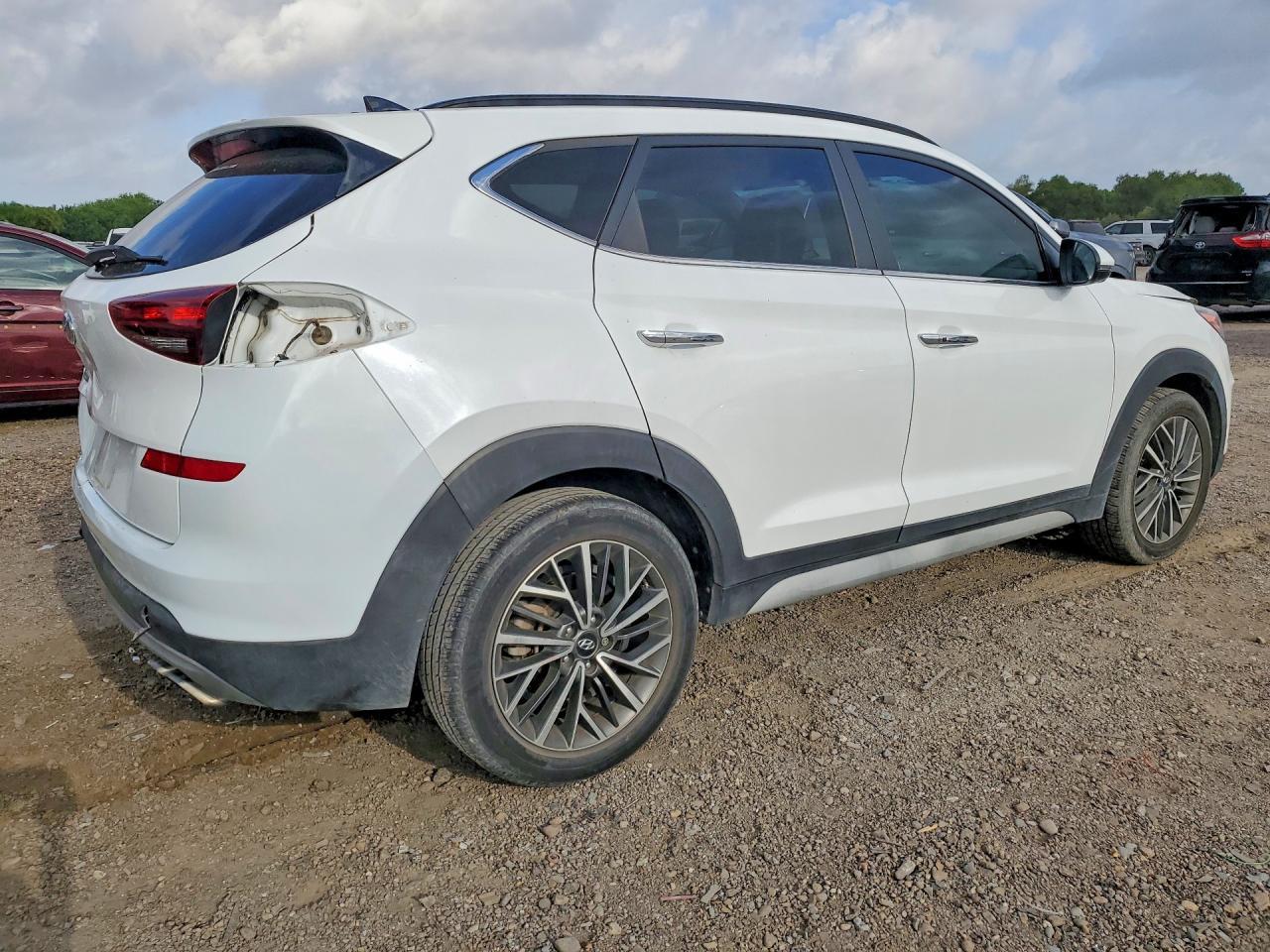 2021 Hyundai Tucson Ultimate - zdjęcie 3