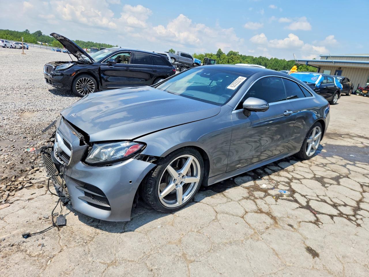 2019 Mercedes-Benz E 450 - zdjęcie główne