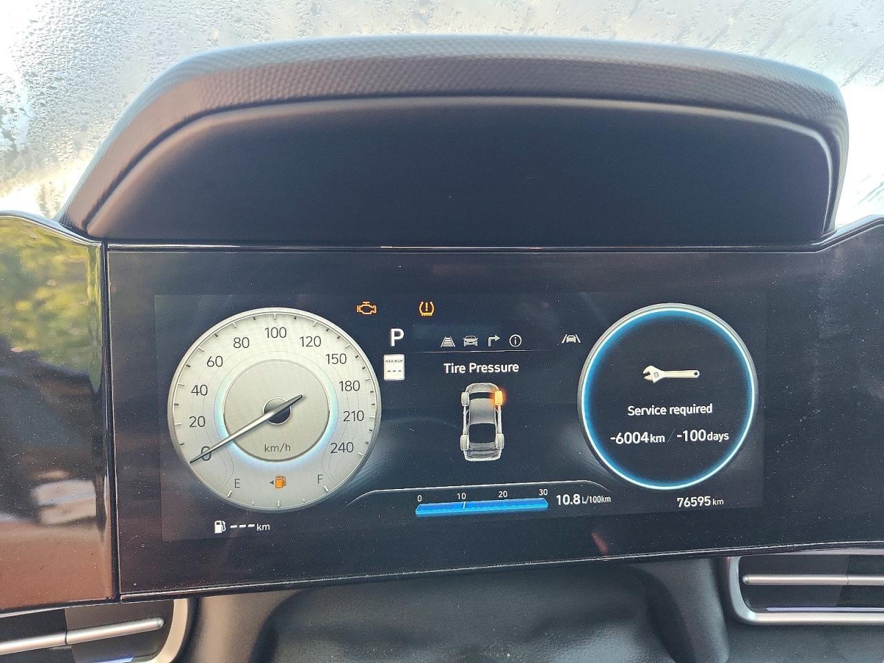 2024 Hyundai Elantra Luxury - zdjęcie 9