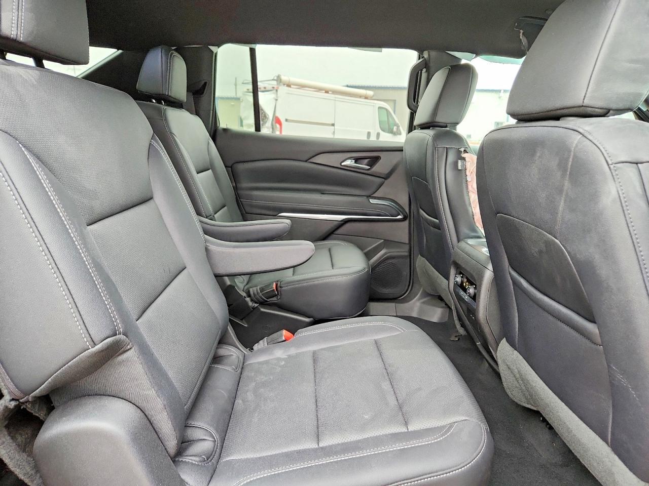 2026 Chevrolet Traverse Lt - zdjęcie 11