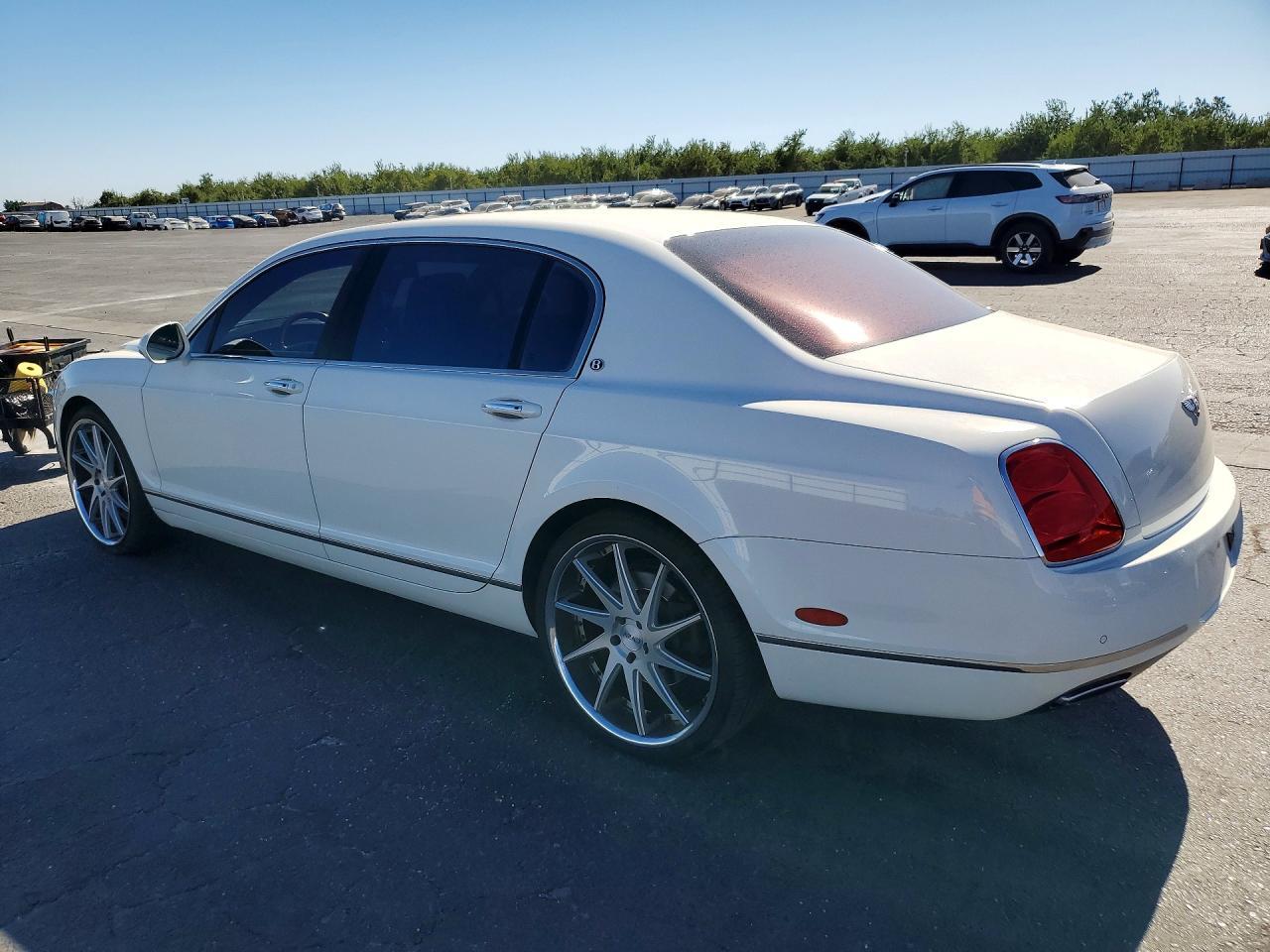 2013 Bentley Continental Flying Spur - zdjęcie 2