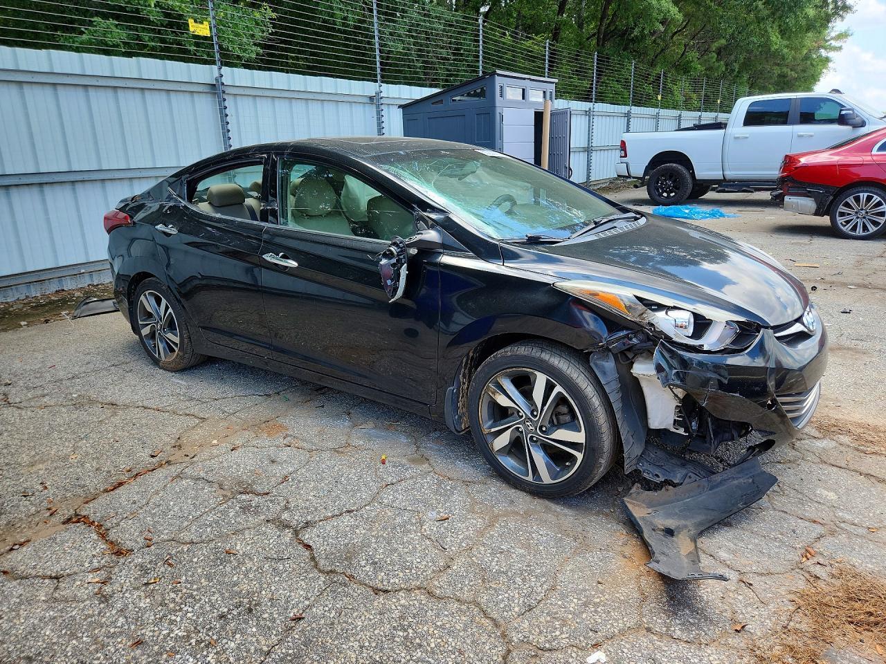 2014 Hyundai Elantra Limited - zdjęcie 4