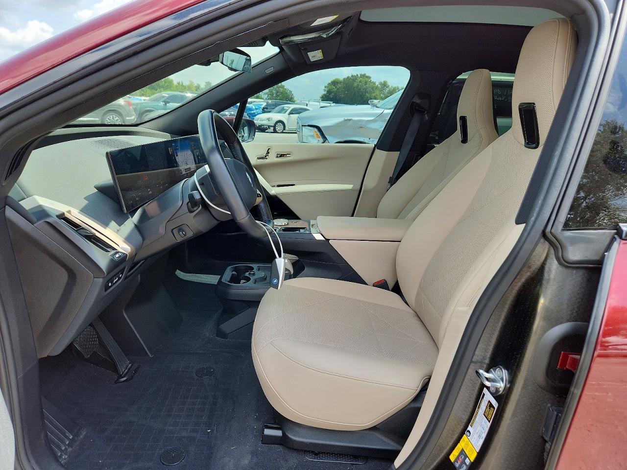 2022 BMW Ix xDrive50 - zdjęcie 7