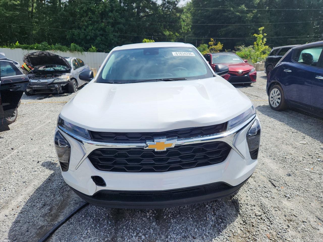 2026 Chevrolet Trax Ls - zdjęcie 5