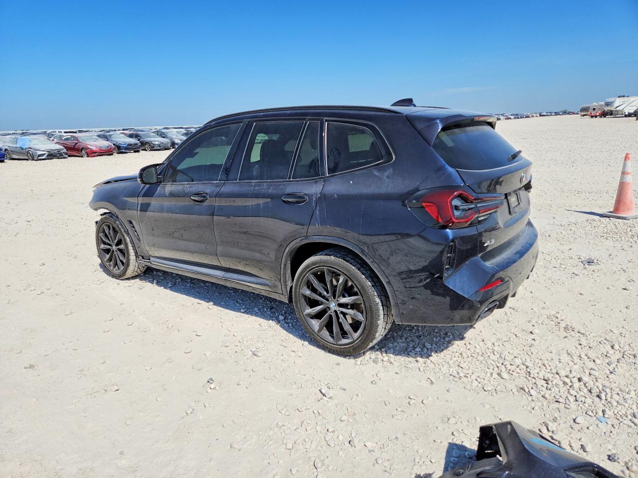 2022 BMW X3 M40I - zdjęcie 2