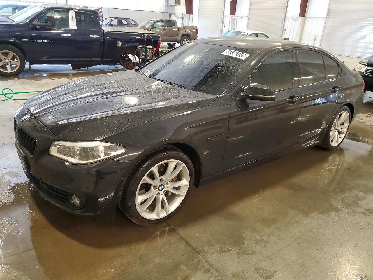 2014 BMW Seria 5 535i - zdjęcie główne