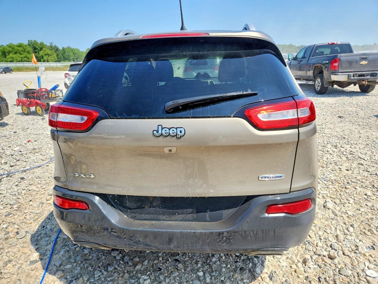 2016 Jeep Cherokee Latitude - zdjęcie 6