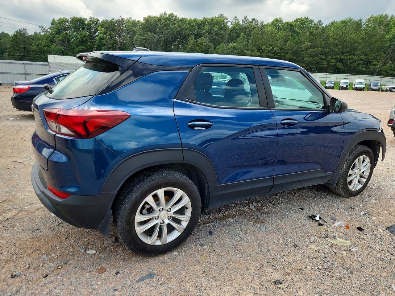 2021 Chevrolet Trailblazer Ls - zdjęcie 3