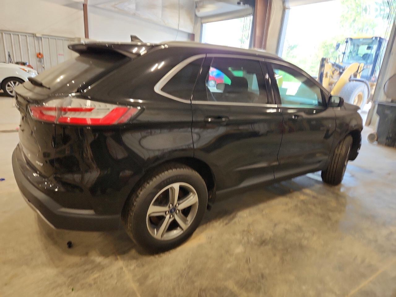 2021 Ford Edge Sel - zdjęcie 3