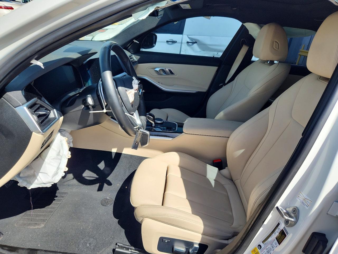 2020 BMW 330I - zdjęcie 7
