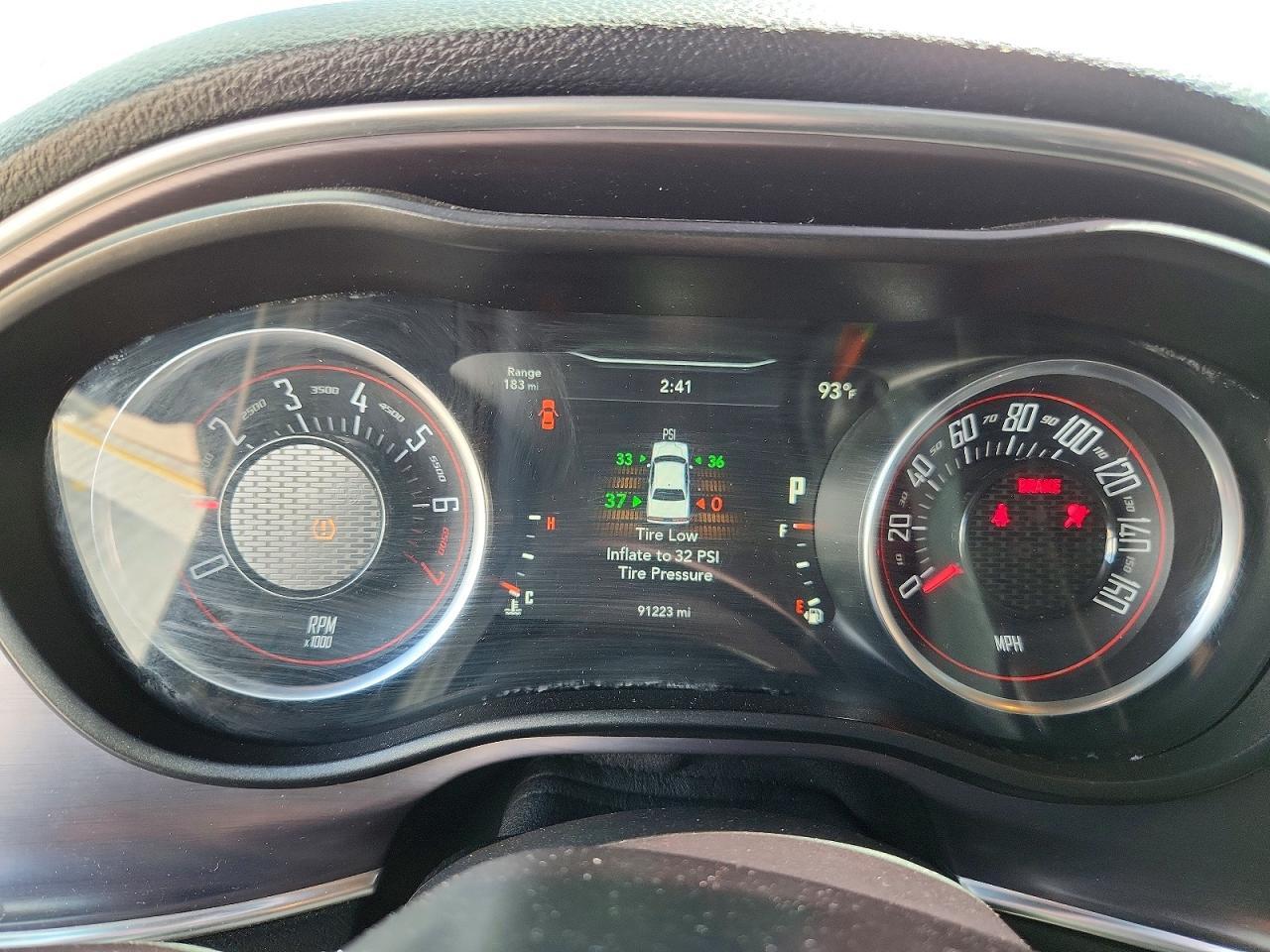 2016 Dodge Challenger Sxt - zdjęcie 9