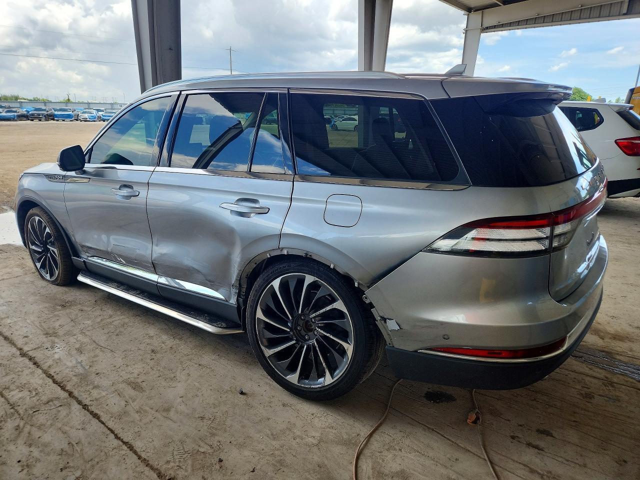 2020 Lincoln Aviator Reserve - zdjęcie 2