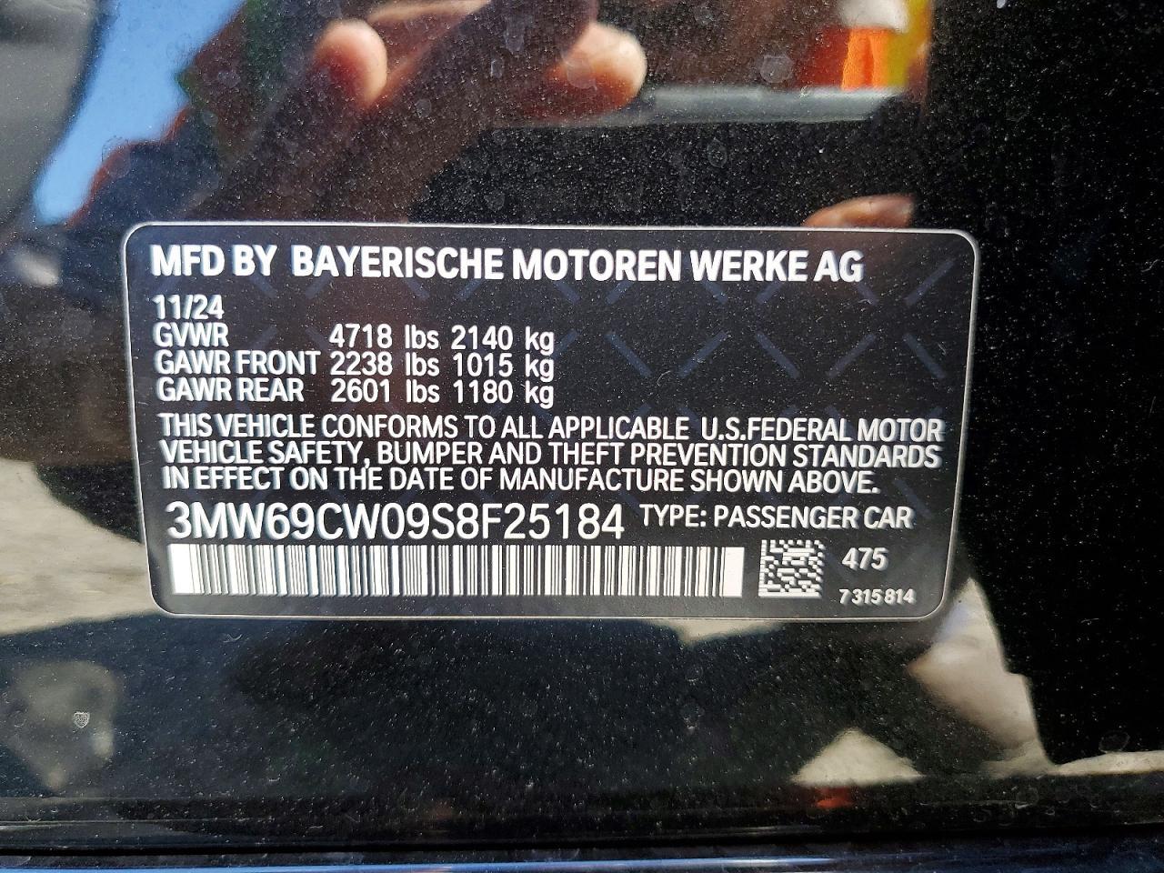 2025 BMW 330I - zdjęcie 13
