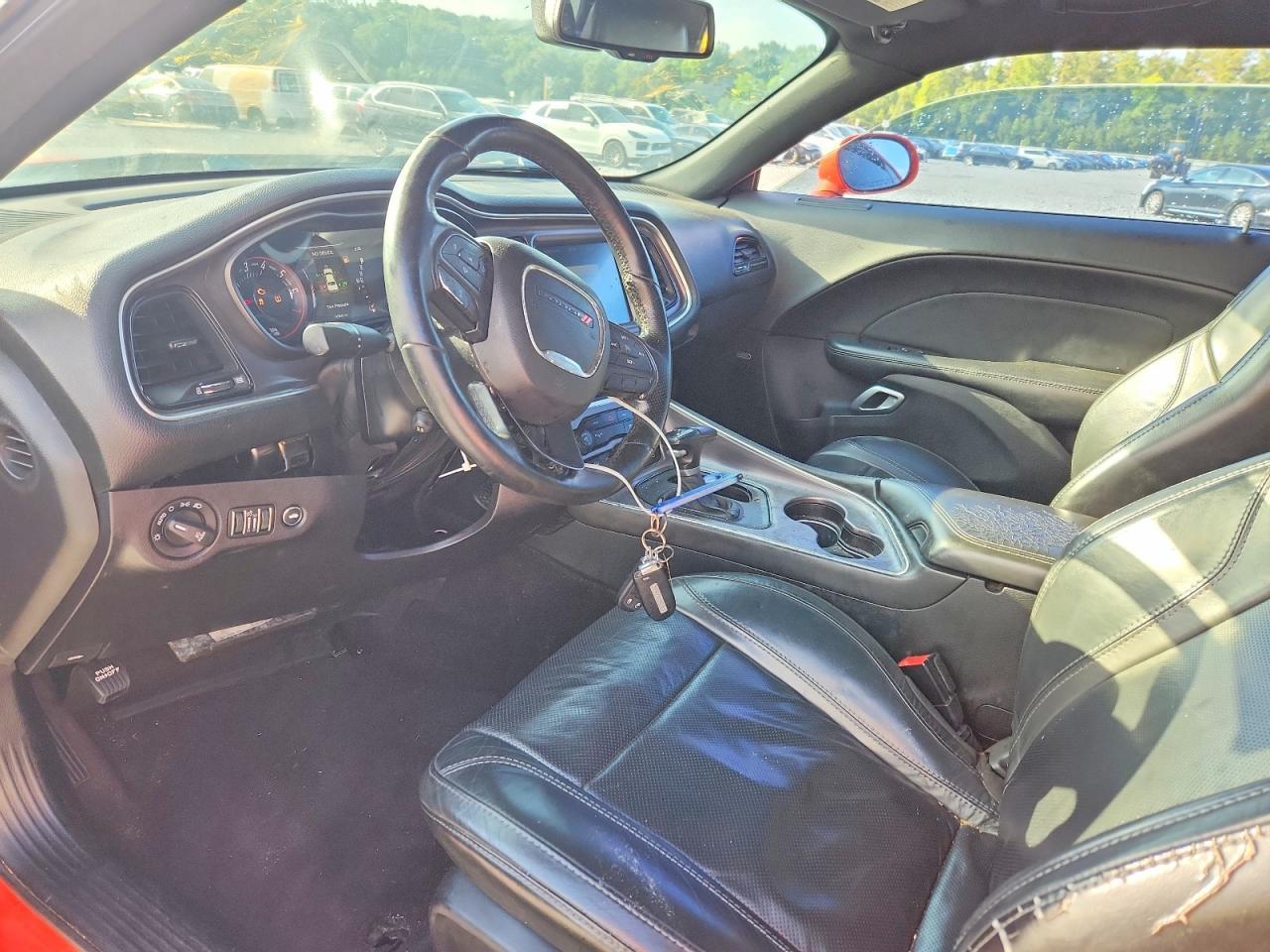 2016 Dodge Challenger Sxt - zdjęcie 8