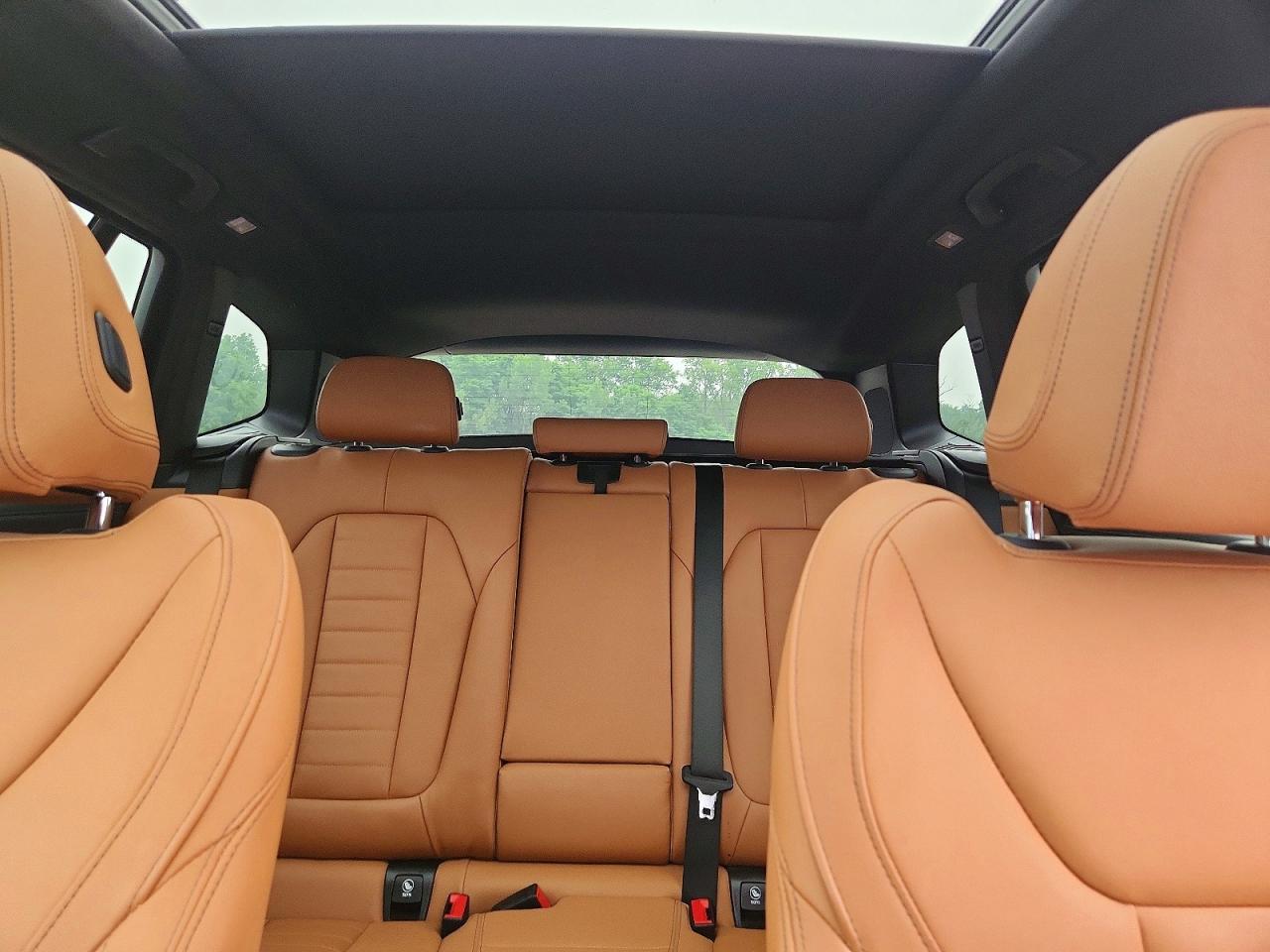 2020 BMW X3 xDrivem40I - zdjęcie 10
