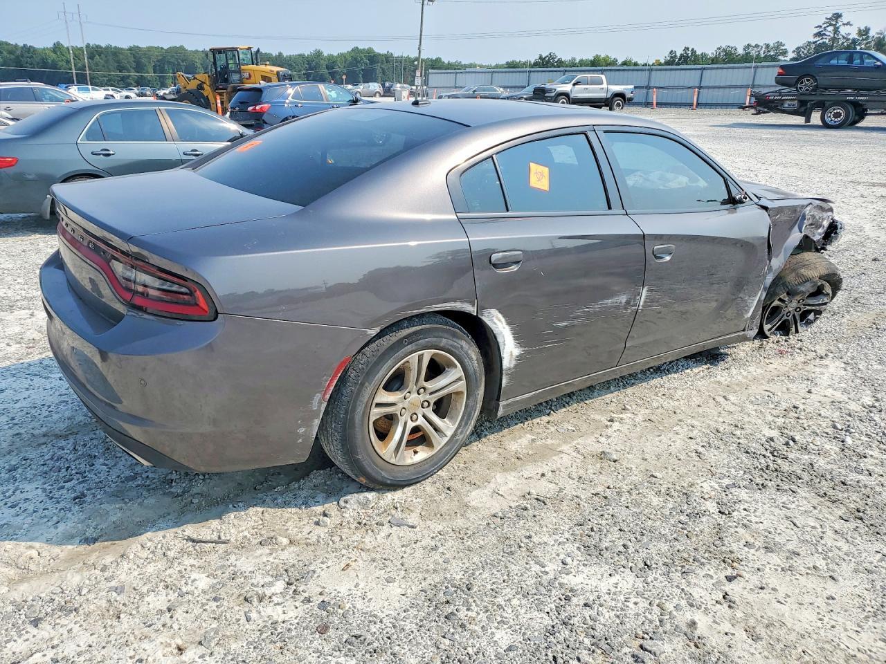 2020 Dodge Charger Sxt - zdjęcie 3