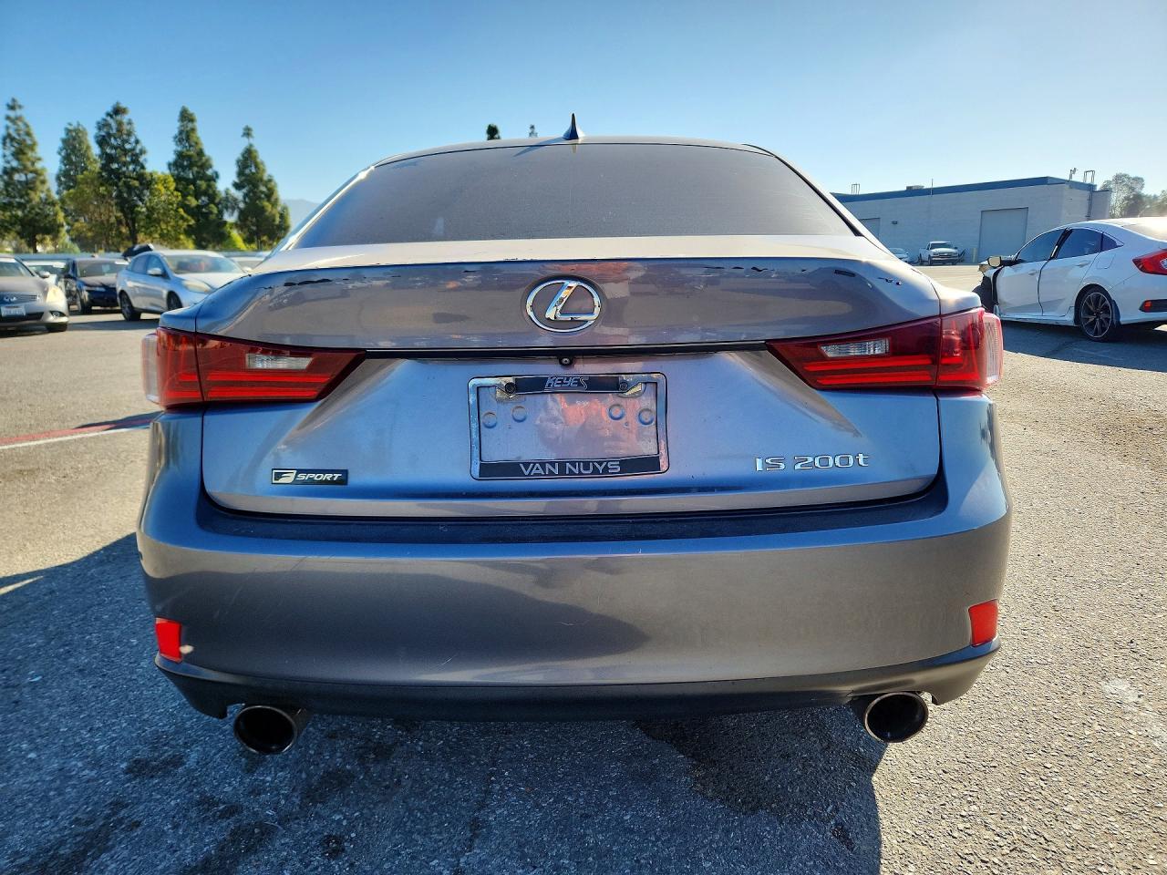 2016 Lexus Is 200T - zdjęcie 6