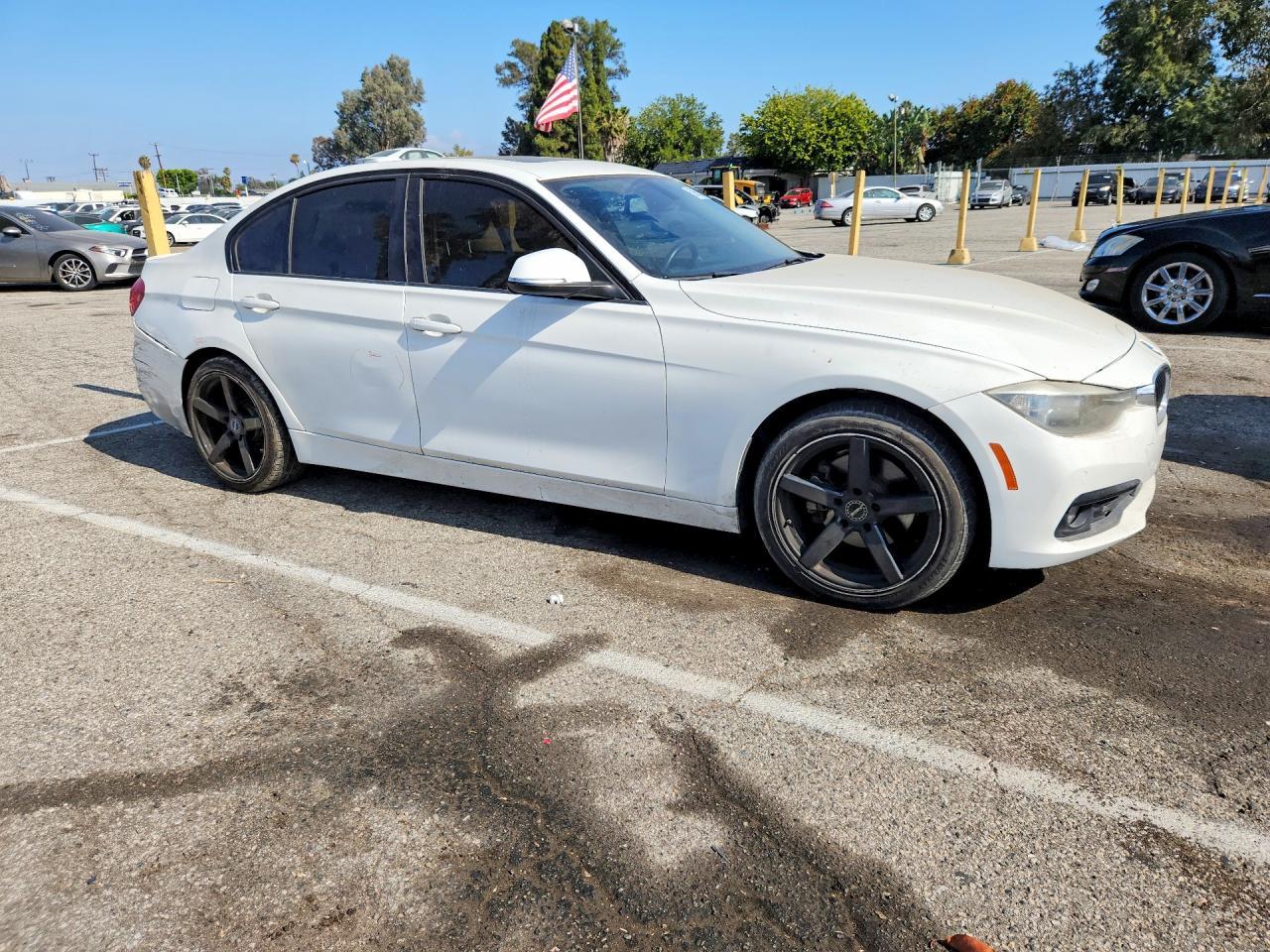 2017 BMW 320 I - zdjęcie 4