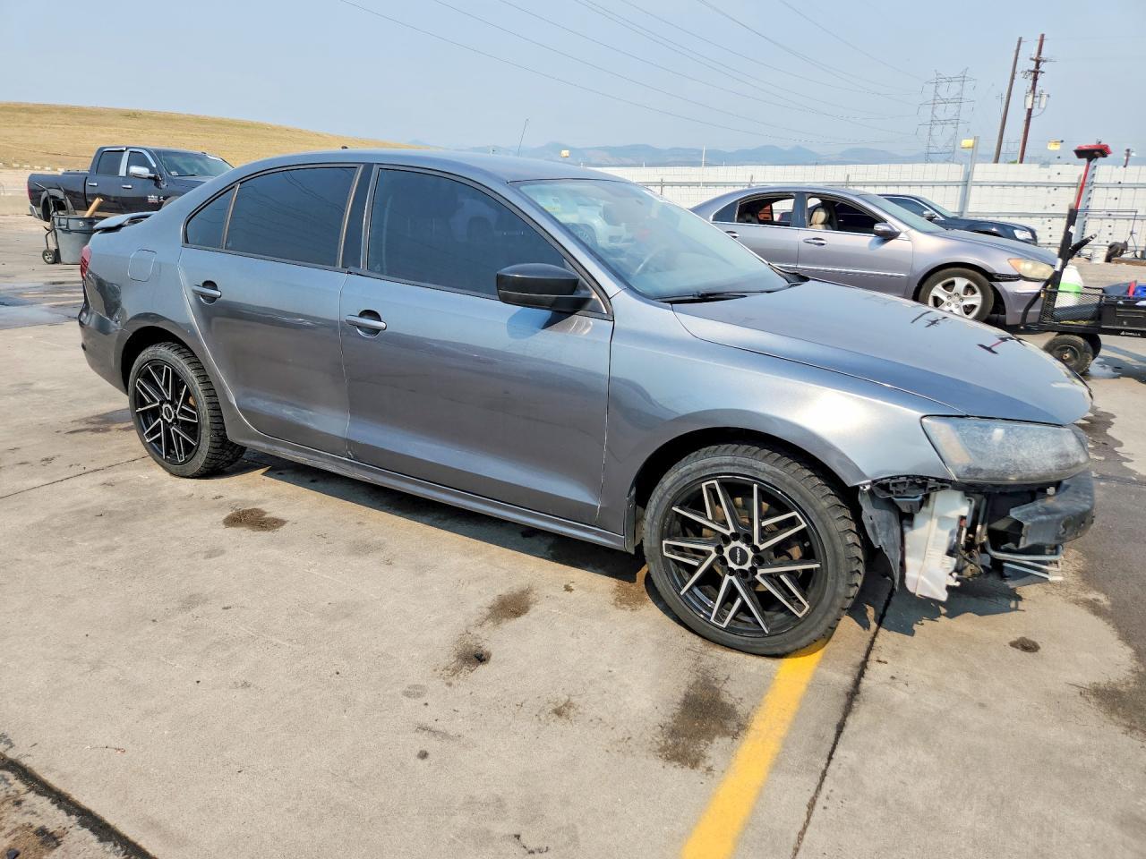 2016 Volkswagen Jetta S - zdjęcie 4