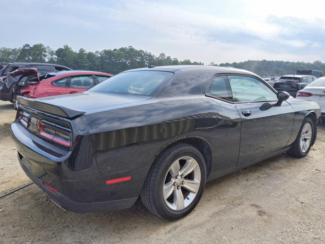 2023 Dodge Challenger Sxt - zdjęcie 3