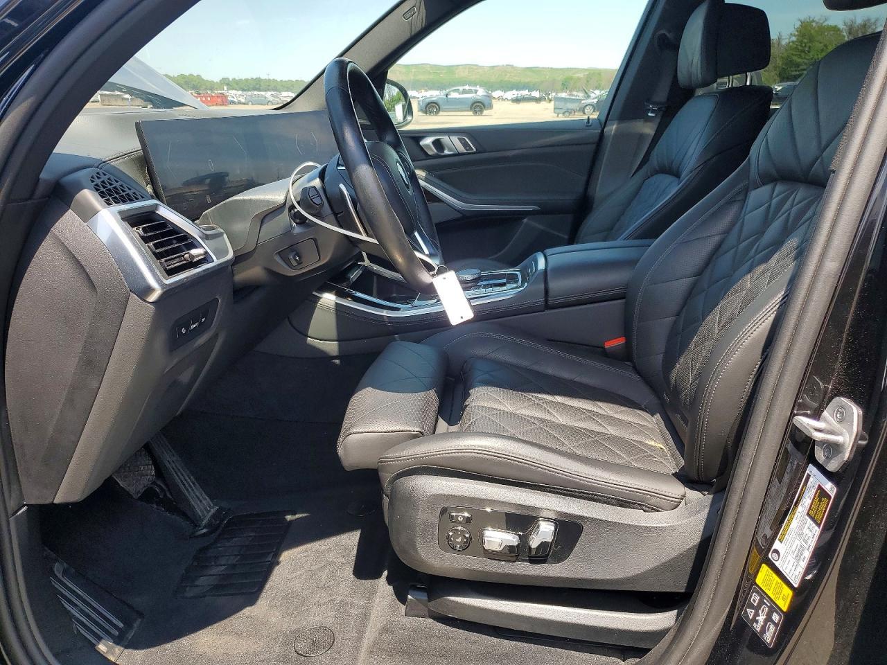 2024 BMW X5 xDrive40I - zdjęcie 7