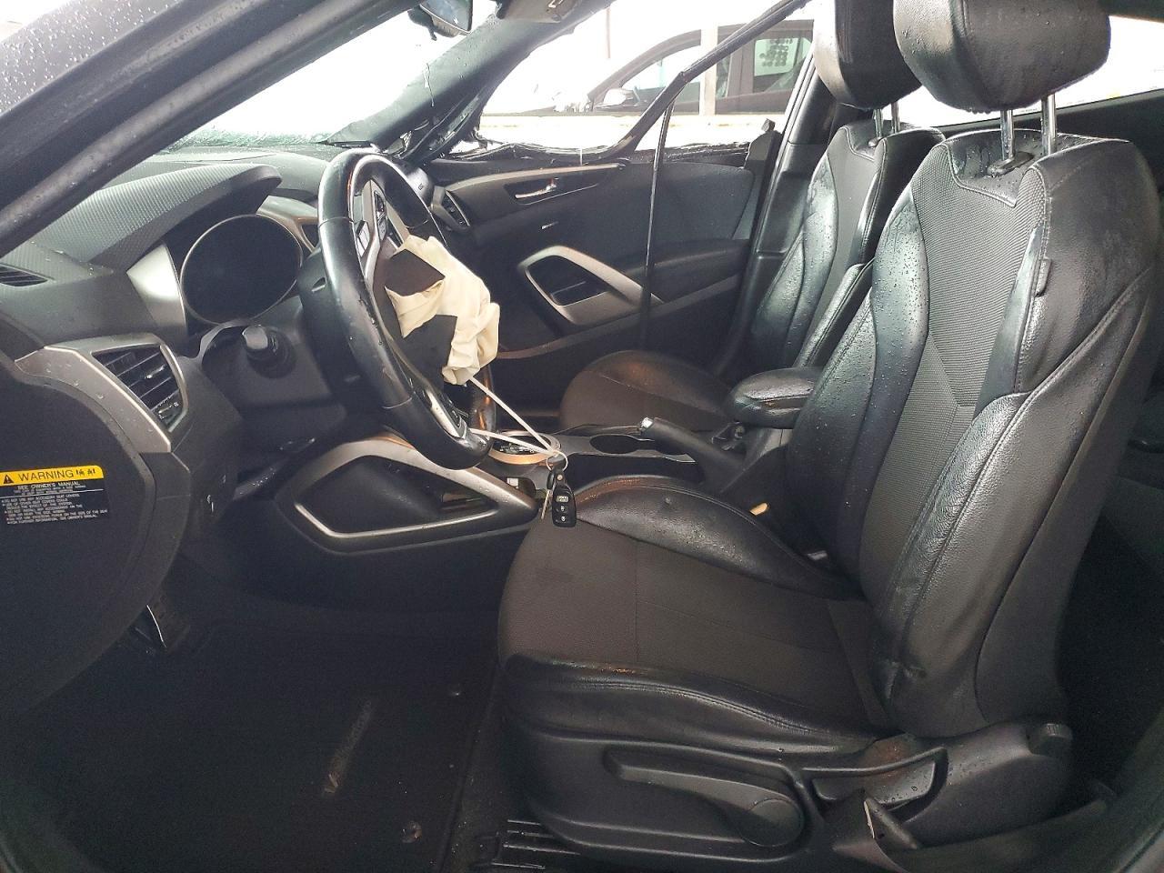 2016 Hyundai Veloster Base - zdjęcie 7
