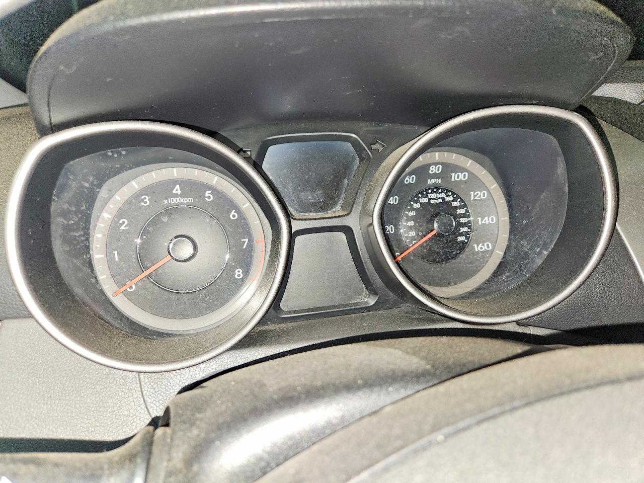 2013 Hyun Elantra Gl - zdjęcie 9