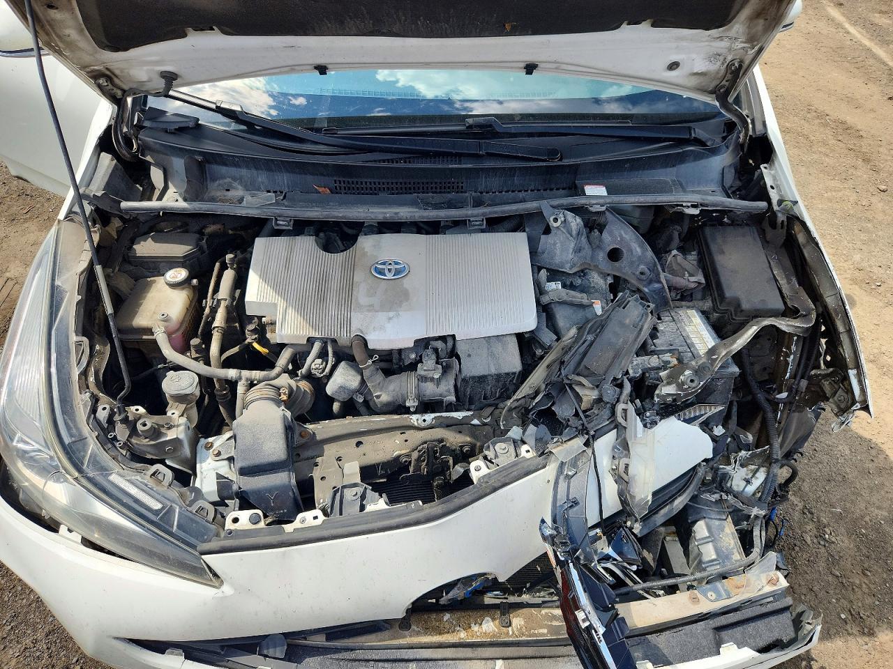 2019 Toyota Prius Le Awd-E - zdjęcie 11